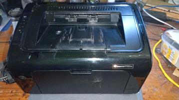 HP Laserjet P1102W beschikbaar voor biedingen