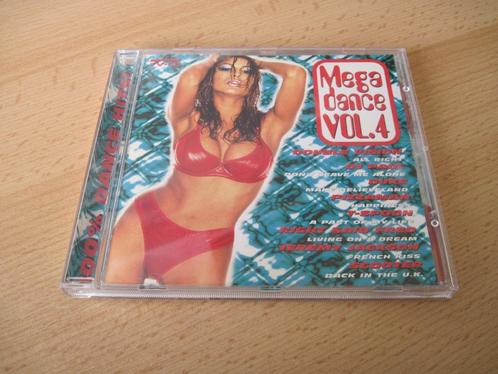 CD - Mega Dance - Volume 4, Cd's en Dvd's, Cd's | Pop, Zo goed als nieuw, 1980 tot 2000, Verzenden