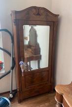 Kast antieke kleine kledingkast Buffetkast. Kast in goede, Antiek en Kunst, Antiek | Meubels | Kasten, Ophalen of Verzenden