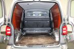 Volkswagen Transporter 2.0 TDI 150pk L2 H1 DC Automaat Led 2, Auto's, Stof, Gebruikt, Euro 6, 4 cilinders