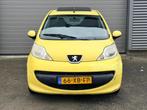 Peugeot 107 1.0-12V dakje|cruise, Voorwielaandrijving, Gebruikt, 4 stoelen, 68 pk
