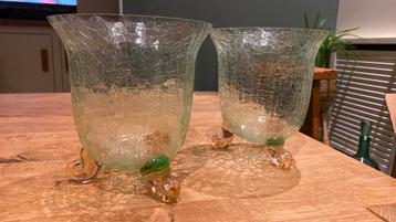 2 mooie vintage handgeblazen vazen beschikbaar voor biedingen