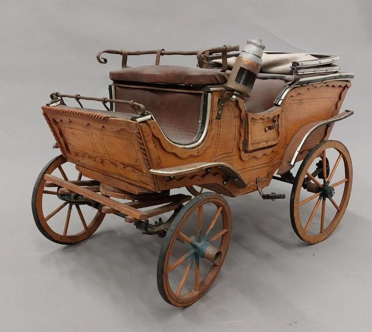 Handgemaakte miniatuur koets / rijtuig uit de jaren 60., Antiek en Kunst, Antiek | Speelgoed, Ophalen