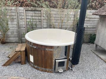 Hottub 2e hands - gebruikt - intern - rvs - filter - luxe  beschikbaar voor biedingen