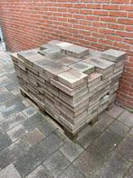 Gratis Straat stenen 10m2, Tuin en Terras, Ophalen, Gebruikt, Beton, Klinkers