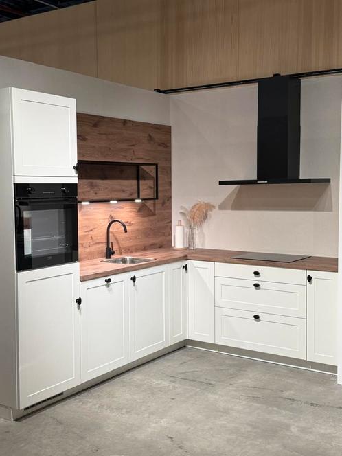 NIEUW Complete Hoekkeuken + Apparatuur + GEDEMONTEERD, Huis en Inrichting, Keuken | Complete keukens, Nieuw, Hoekkeuken, Hout