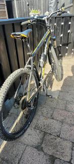 Merida mountainbike, 26 inch, Zo goed als nieuw, Meer dan 20 versnellingen, 53 tot 57 cm