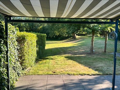 Pergola zonnescherm / zonwering en windscherm, Tuin en Terras, Zonneschermen, Gebruikt, Uitvalscherm, 300 cm of meer, 250 cm tot 450 cm