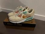 Nike Air Max 90 happy pineapple (42), Kleding | Heren, Schoenen, Ophalen of Verzenden, Overige kleuren
