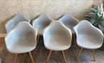 6 vitra Eames replica stoelen zo goed als nieuw, Huis en Inrichting, Stoelen, Ophalen, Zo goed als nieuw, Grijs, Vijf, Zes of meer stoelen