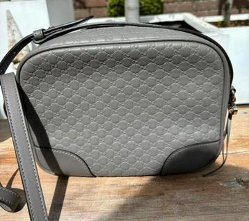 Originele Gucci Bree leather crossbody tas met aankoopbon beschikbaar voor biedingen