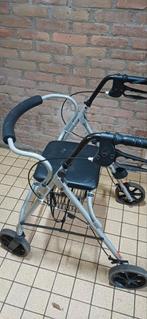Een mooie rollator kleur grijs met zitplekje en een mandje, Diversen, Rollators, Ophalen of Verzenden