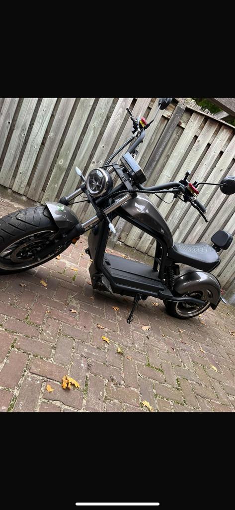 Prachtige elektrische scooter Gts H.L 6.0 Chopper 200 km !, Fietsen en Brommers, Snorfietsen en Snorscooters, Zo goed als nieuw