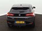 BMW X2 sDrive18i High Executive | M PAKKET | SFEERVERLICHTIN, 12 maanden, X2, Euro 6, Zwart