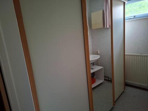 Kastenwand, inloopkast met spiegel, Huis en Inrichting, Kasten | Kledingkasten, Gebruikt, 200 cm of meer, 200 cm of meer, 50 tot 75 cm