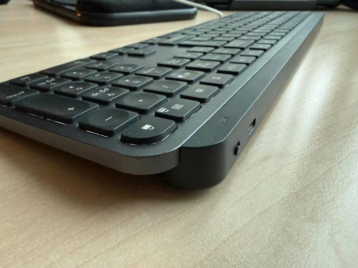 Logitech MX Keys Toetsenbord, Computers en Software, Toetsenborden, Zo goed als nieuw, Qwerty, Draadloos, Ergonomisch, Ophalen of Verzenden
