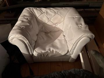 Kinderfauteuil beschikbaar voor biedingen