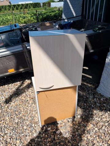 2 Keukenkastjes - Gebruikt 45cm breedt 50 cm hoog