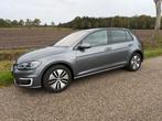 VW e-Golf winterpakket warmtepomp digitaal display 2018, Auto's, Euro 6, Elektrisch, Grijs, Dealer onderhouden