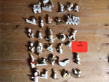 30 Vintage witte houten kerstfiguren beschikbaar voor biedingen