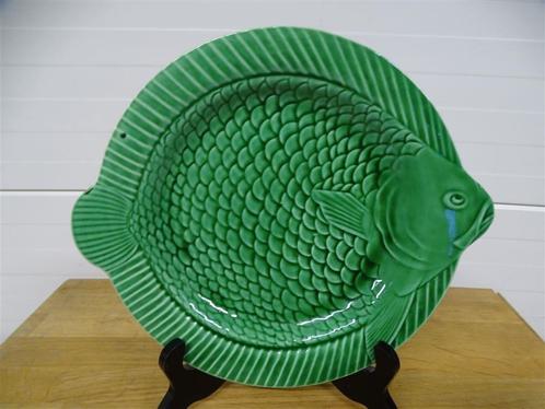 A5889 Sarreguemines fish dinner plate, Antiek en Kunst, Antiek | Schalen, Ophalen of Verzenden