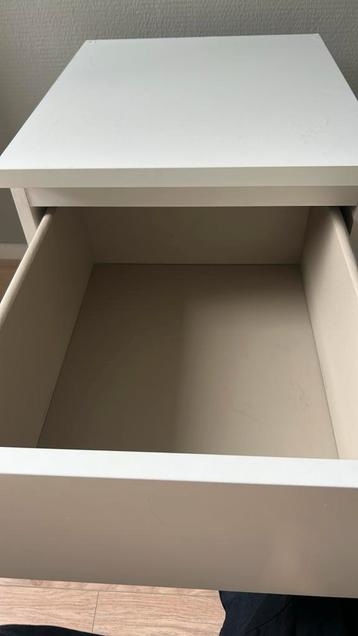 Ikea Malm nachtkast wit met 2 lades B40xD48xH55cm - afbeelding 5