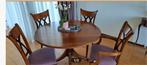 Houten Eettafel met 4 Stoelen, Ophalen of Verzenden, Zo goed als nieuw, Klassiek, Minder dan 4 stoelen