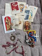 Religieuze verzameling: bidprentjes, rozenkransen, broche, Antiek en Kunst, Antiek | Religie, Ophalen of Verzenden