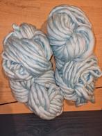 Lontwol - 4 bollen babyblauw, Hobby en Vrije tijd, Ophalen of Verzenden, Nieuw, Breien of Haken, Wol of Garen