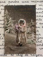 Joyeux Noël - meisje met bontjas on de sneeuw (XX), Ophalen of Verzenden, Voor 1920, Gelopen, Feest(dag)