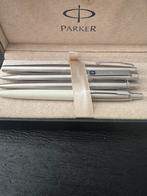 4 parker pennen in luxe doos, Verzamelen, Parket, Zo goed als nieuw, Parker, Parker