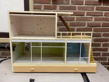 Lundby poppenhuis met zwembad beschikbaar voor biedingen