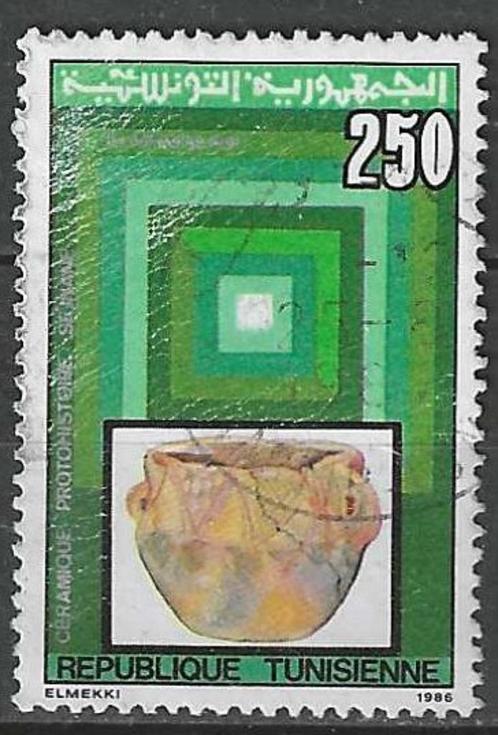 Tunesie 1986 - Yvert 1067 - Versierd aardewerk (ST), Postzegels en Munten, Postzegels | Afrika, Gestempeld, Overige landen, Ophalen