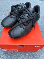 Nike voetbalschoenen Tiempo Maat 36,5, Maat XS of kleiner, Ophalen of Verzenden, Zo goed als nieuw, Schoenen