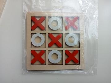 Tic Tac Toe - Boter, Kaas en Eieren Spel beschikbaar voor biedingen