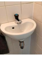 Wc fontein wastafel, Huis en Inrichting, Badkamer | Badkamermeubels, Zo goed als nieuw, Minder dan 100 cm, Wasbak of Wastafel
