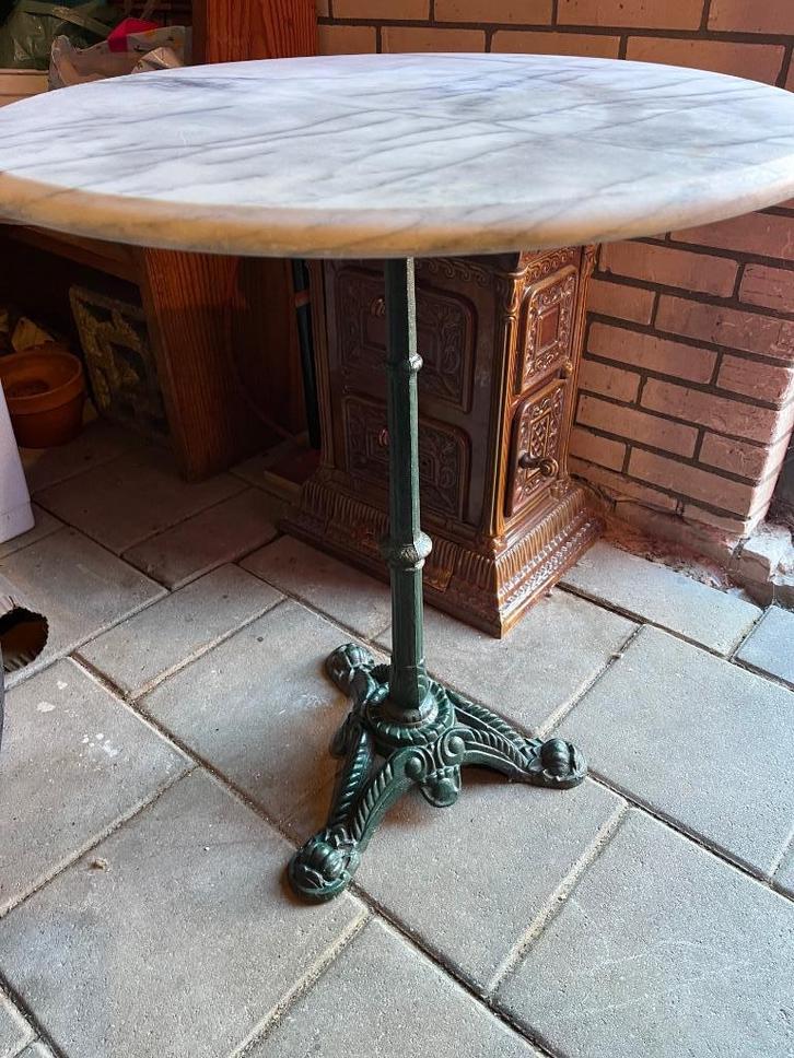 Bistrotafel, gietijzer met marmeren blad, Huis en Inrichting, Tafels | Sidetables, Gebruikt, 50 tot 75 cm, 50 tot 100 cm, Rond