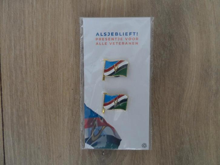Veteranen speld 2x, Verzamelen, Militaria | Algemeen, Landmacht, Embleem of Badge, Nederland, Ophalen of Verzenden