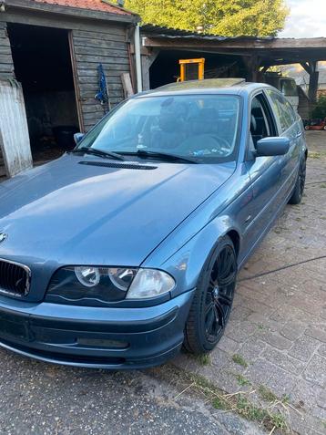BMW 3-Serie 2.0 I 320 1998 Blauw zonder apk beschikbaar voor biedingen