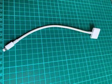 Apple 30 pin to lightening adapter (A1450) beschikbaar voor biedingen
