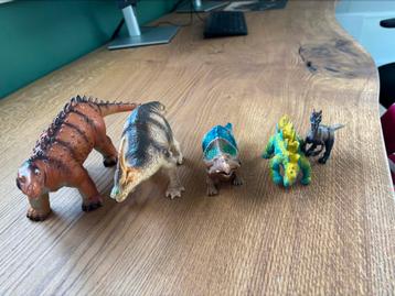 Dino’s beschikbaar voor biedingen