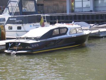Gezocht: Verhoef RVB politieboot beschikbaar voor biedingen