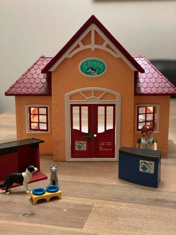 Playmobil Dierenkliniek beschikbaar voor biedingen