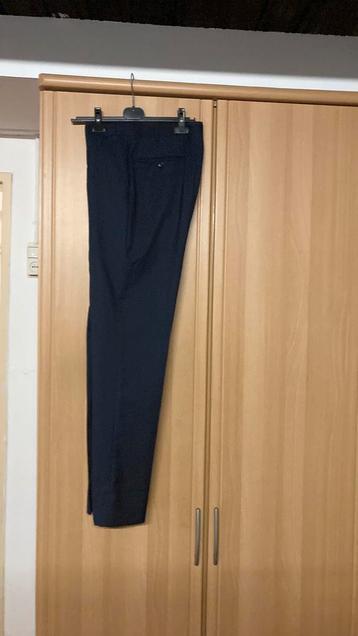 Pantalon, maat 50, donkerblauw, merk corneliani beschikbaar voor biedingen