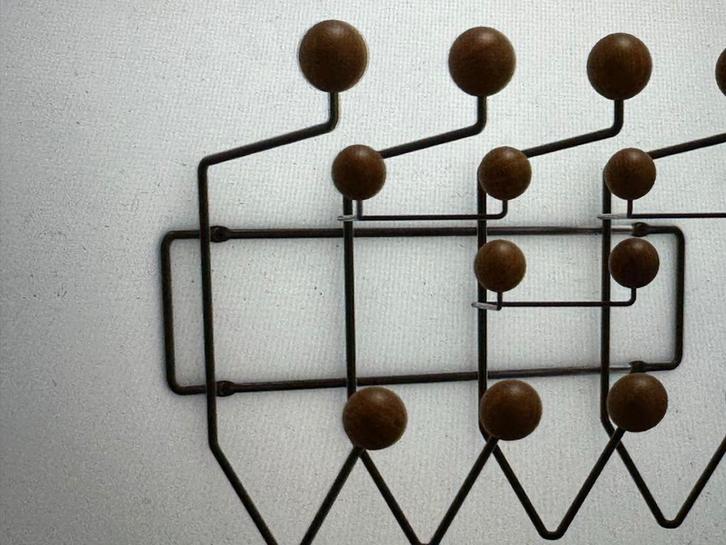 Eames Hang-It-All Kapstok - Design Klassieker, Huis en Inrichting, Woonaccessoires | Kapstokken, Nieuw, Wandkapstok, Minder dan 100 cm