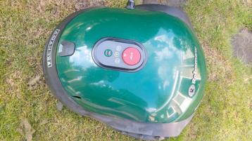 Robomow Robotmaaier RX20U kap beschadigd beschikbaar voor biedingen