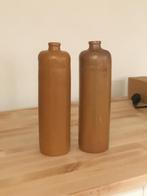 2 oude bruine jeneverkruiken/flessen, Ophalen of Verzenden