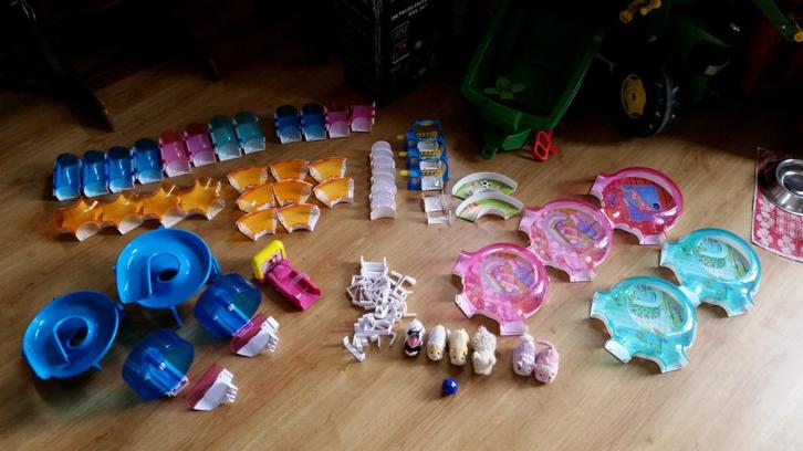 Zhu Zhu Hamsterbaan met heel veel uitbreidingen + 6 hamsters, Verzamelen, Speelgoed, Gebruikt, Ophalen