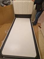 Gratis boxspring 190x90 (waterschade) - ophalen, Ophalen, 90 cm, Eenpersoons, Wit