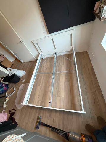 Wit ikea bedframe - Tweepersoons songesand - afbeelding 3